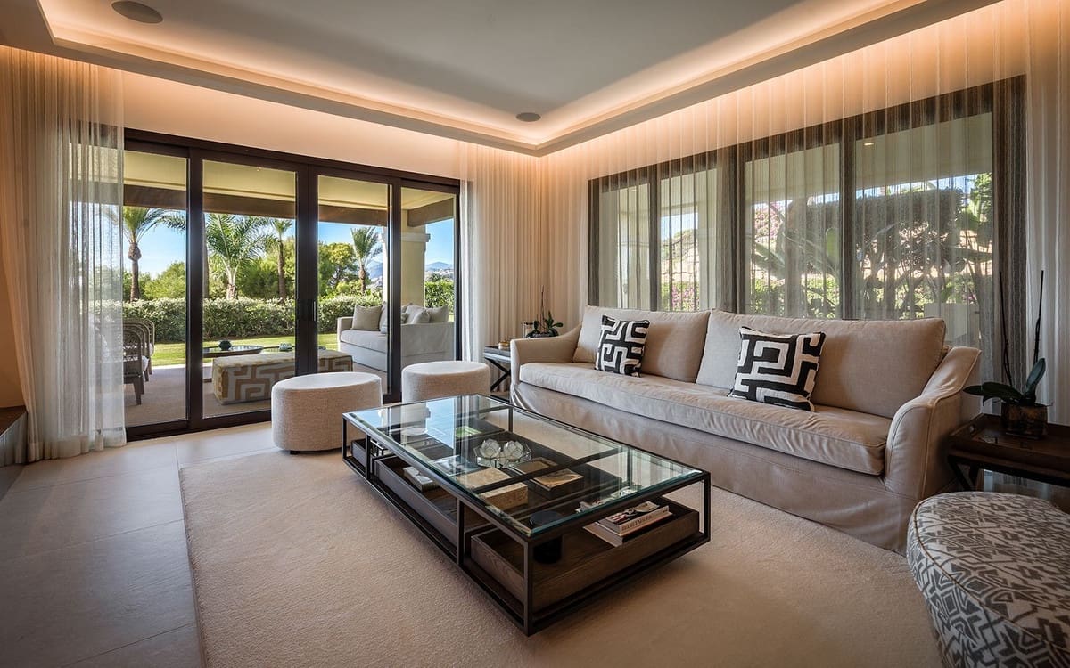 Apartamento de 4 habitaciones en Nueva Andalucia en venta - 3.995.000 € (Ref: 9626188)