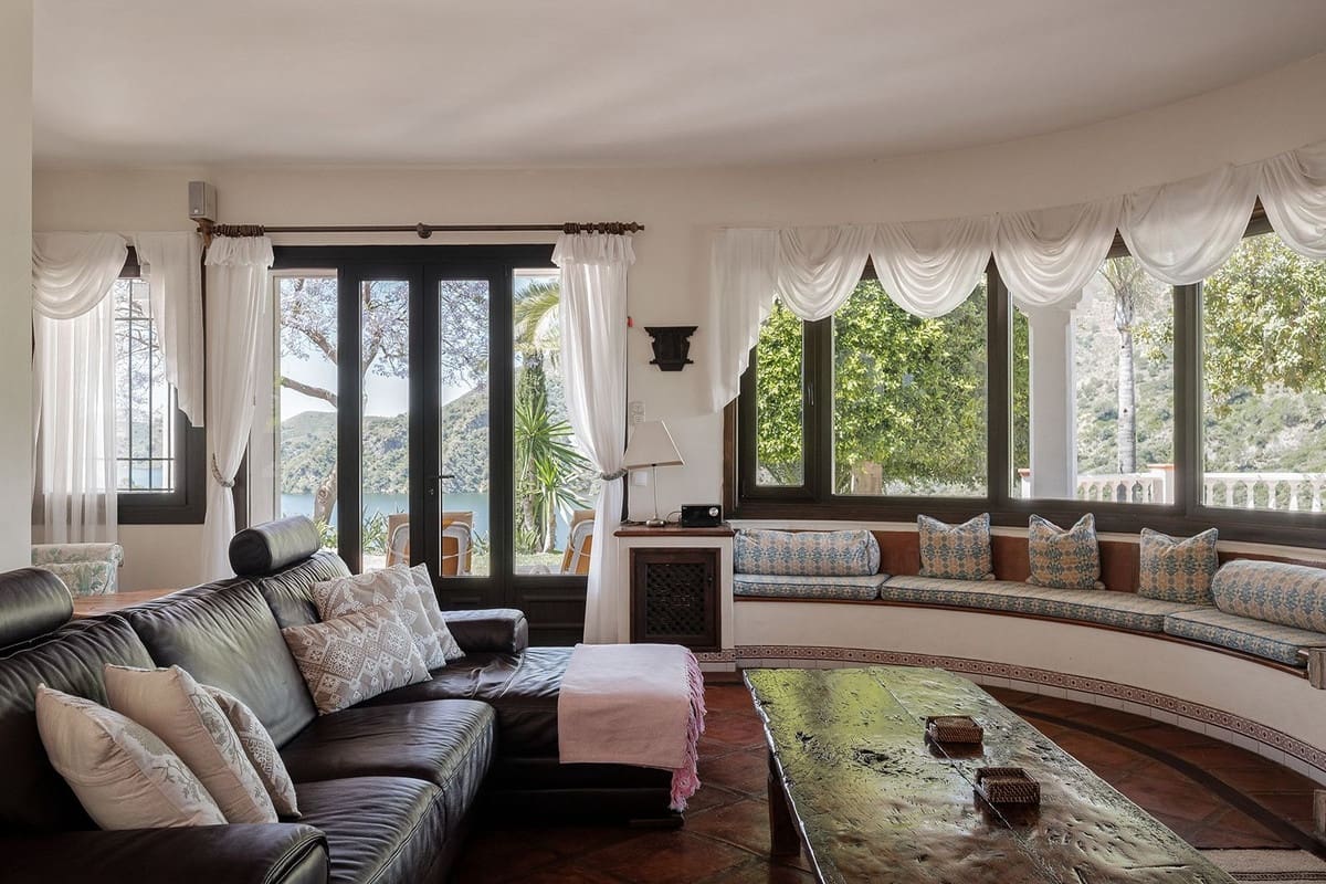 5 sovrum Villa till salu i Istan - 4 995 000 € (Ref: 9649784)