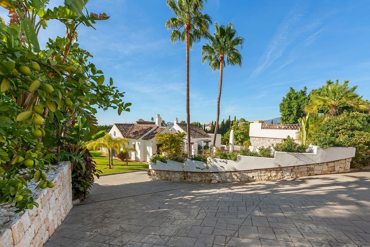 9 sovrum Villa till salu i Benahavis - 8 250 000 € (Ref: 9649936)