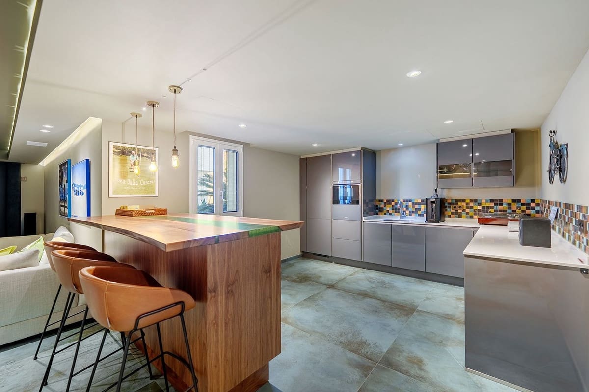 9 sovrum Villa till salu i Benahavis - 8 250 000 € (Ref: 9649936)