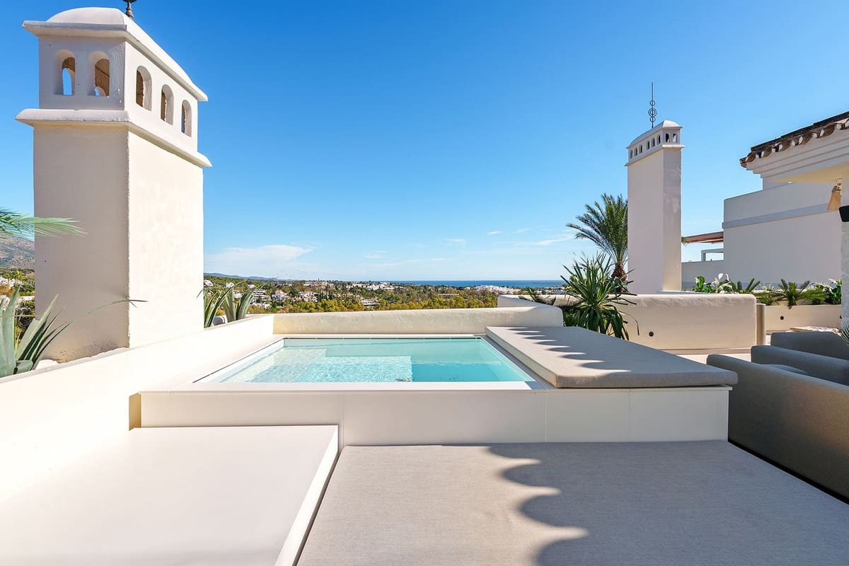 3 sypialnia Apartament na sprzedaż w Nueva Andalucia - 2 750 000 € (Ref: 9649937)