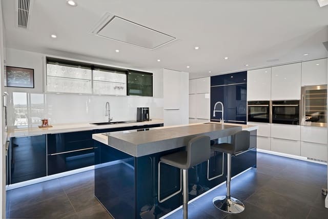 4 Zimmer Villa zu verkaufen in Nueva Andalucia, Marbella mit Pool Garage - 3.350.000 € (Ref: 9685138)