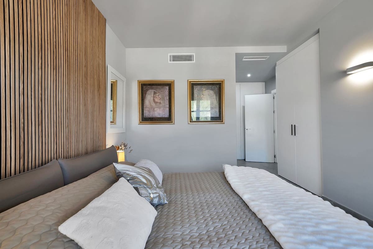 4 slaapkamer Huis te koop in Benahavis met zwembad garage - € 535.000 (Ref: 9685766)