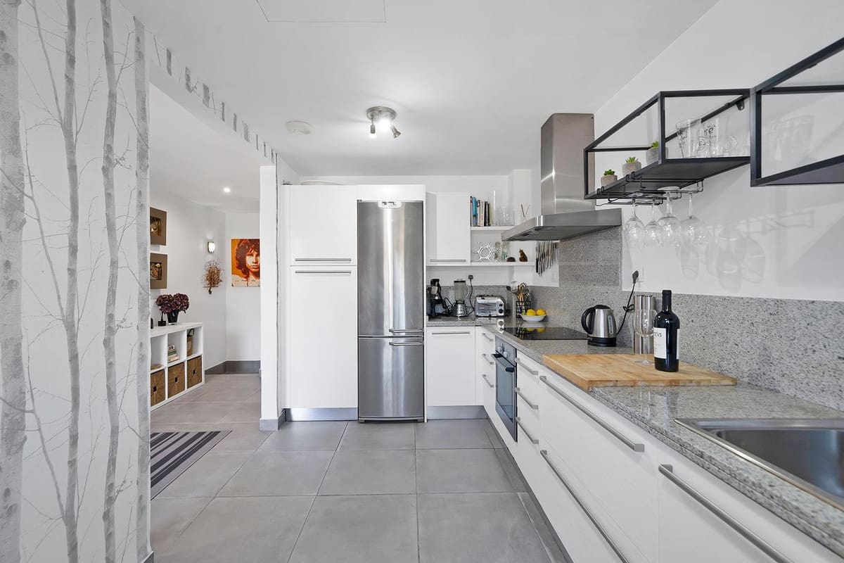 4 slaapkamer Huis te koop in Benahavis met zwembad garage - € 535.000 (Ref: 9685766)