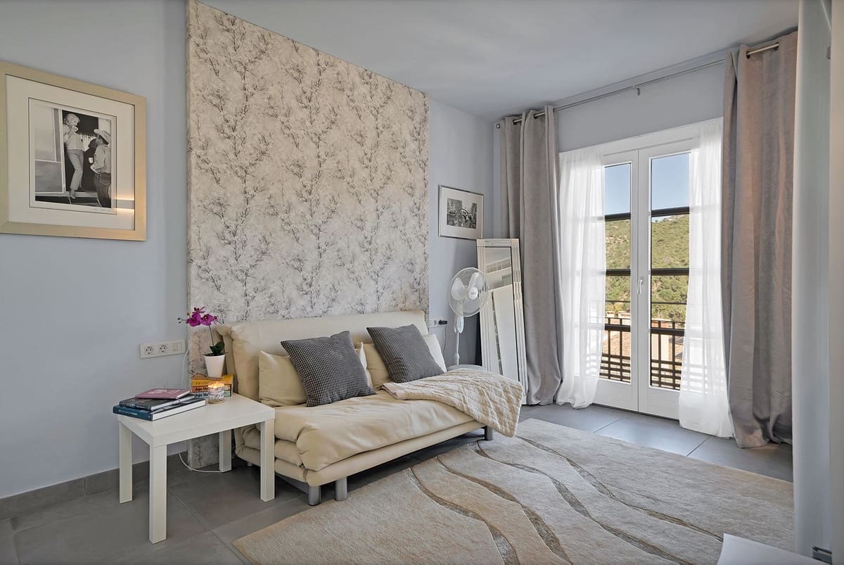 4 slaapkamer Huis te koop in Benahavis met zwembad garage - € 535.000 (Ref: 9685766)