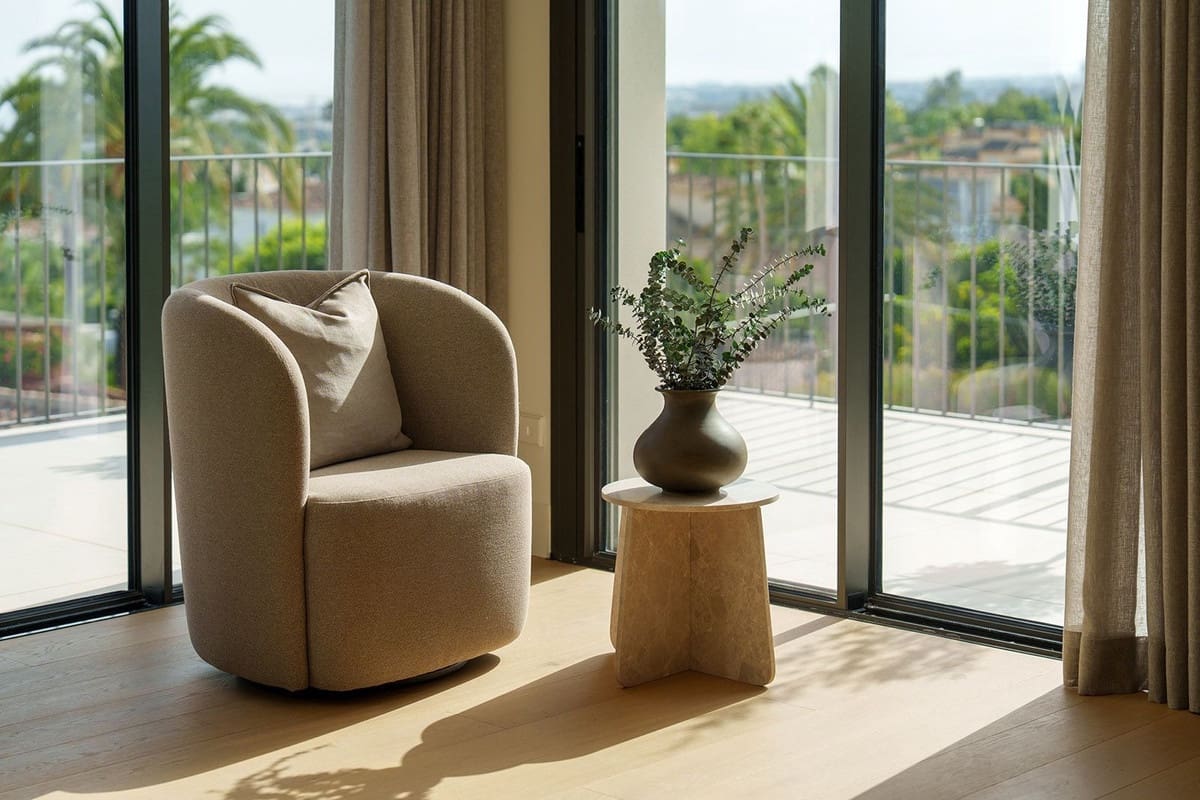 5 bedroom Villa for sale in Golden Mile - € 7,800,000 (Ref: 9716559)