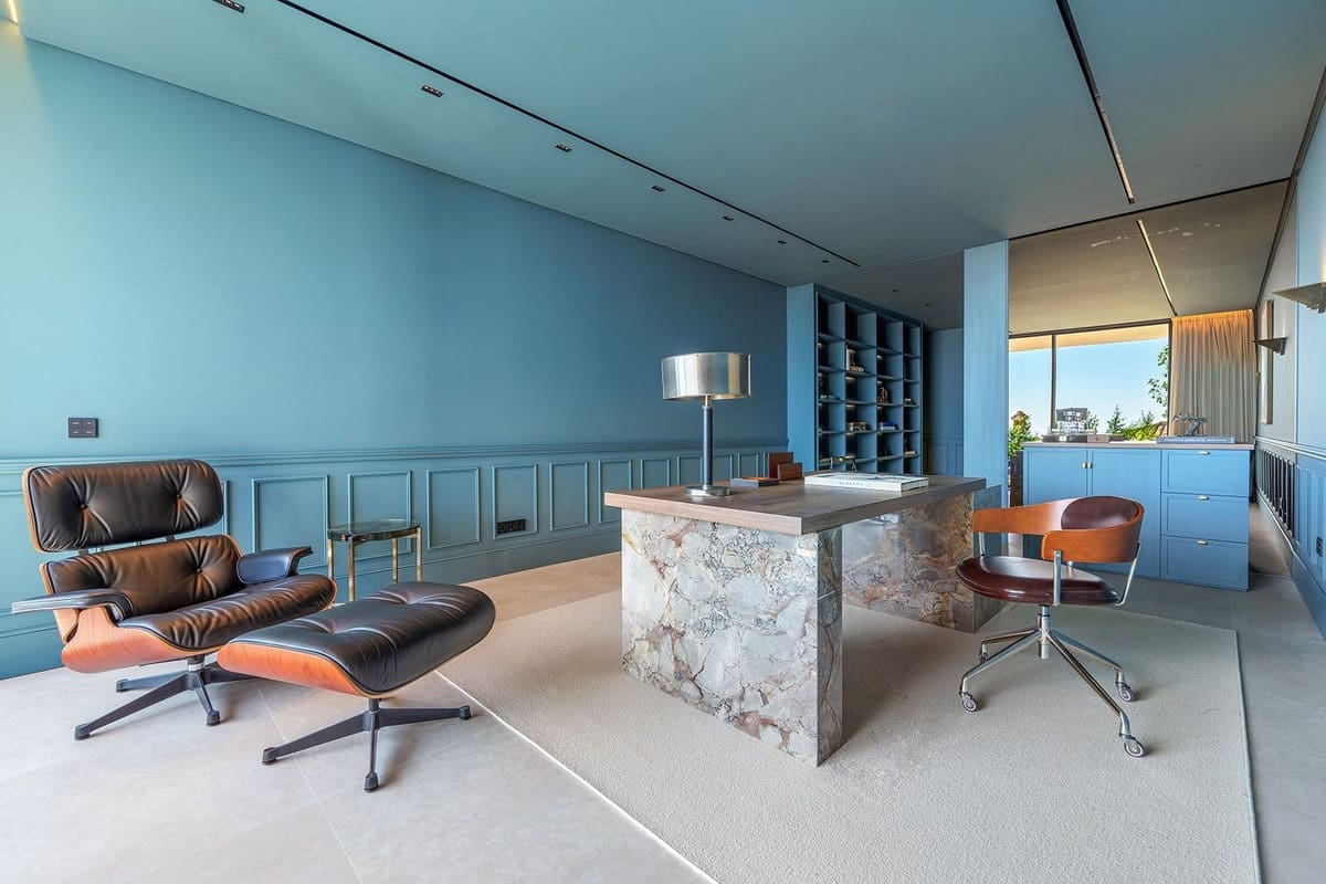 8 bedroom Villa for sale in La Quinta - € 19,880,000 (Ref: 9719342)