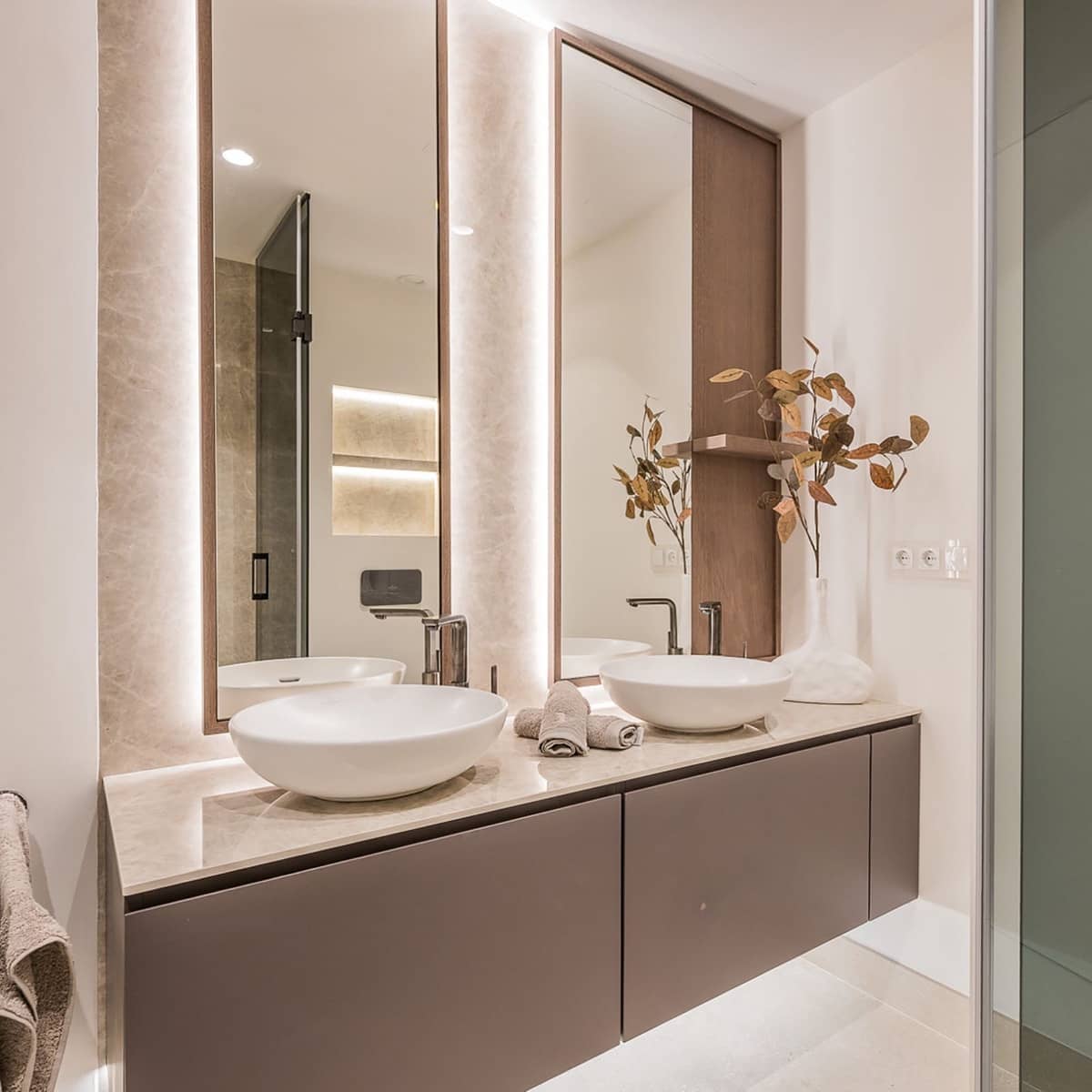 3 bedroom Apartment for sale in New Golden Mile - € 1,995,000 (Ref: 9742939)