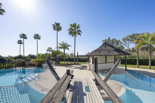 3 chambre Appartement à vendre à New Golden Mile, Estepona - 1 995 000 € (Ref: 9742939)