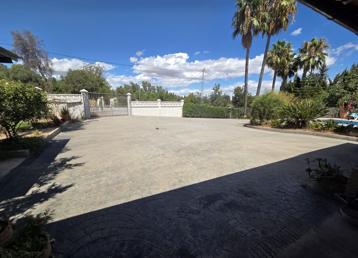 3 bedroom Finca/Country House for sale in Coin with pool garage - € 359,000 (Ref: 10041710)