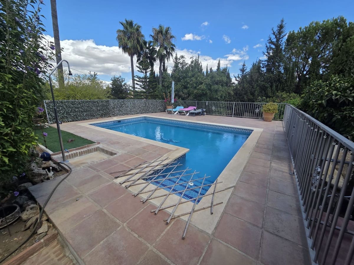 3 bedroom Finca/Country House for sale in Coin with pool garage - € 359,000 (Ref: 10041710)