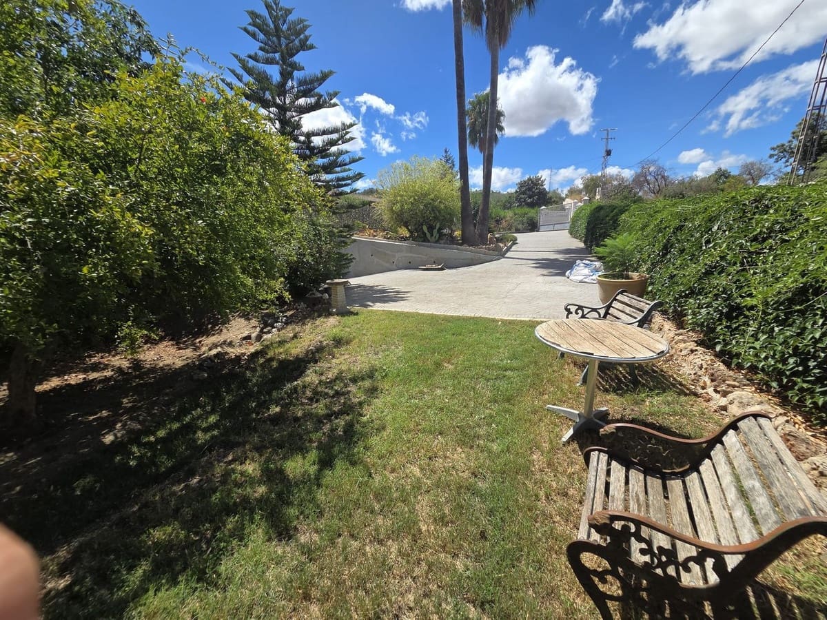 3 bedroom Finca/Country House for sale in Coin with pool garage - € 359,000 (Ref: 10041710)