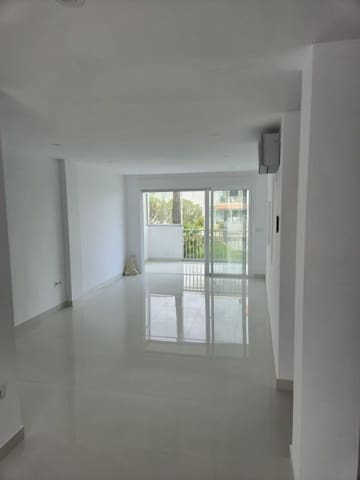 3 slaapkamer Strandappartement te koop in Los Boliches , Fuengirola met zwembad - € 595.000 (Ref: 9940758)