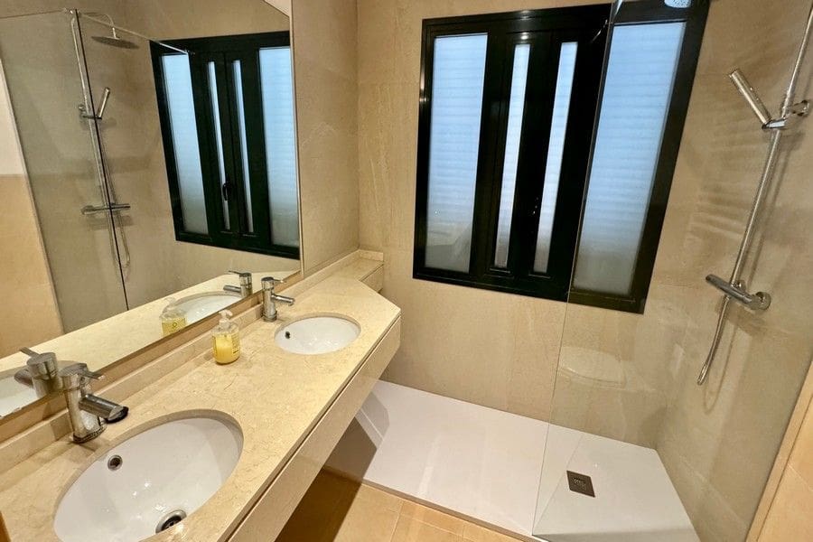 2 sypialnia Apartament na sprzedaż w Hacienda del Alamo z basenem garażem - 159 950 € (Ref: 10023226)