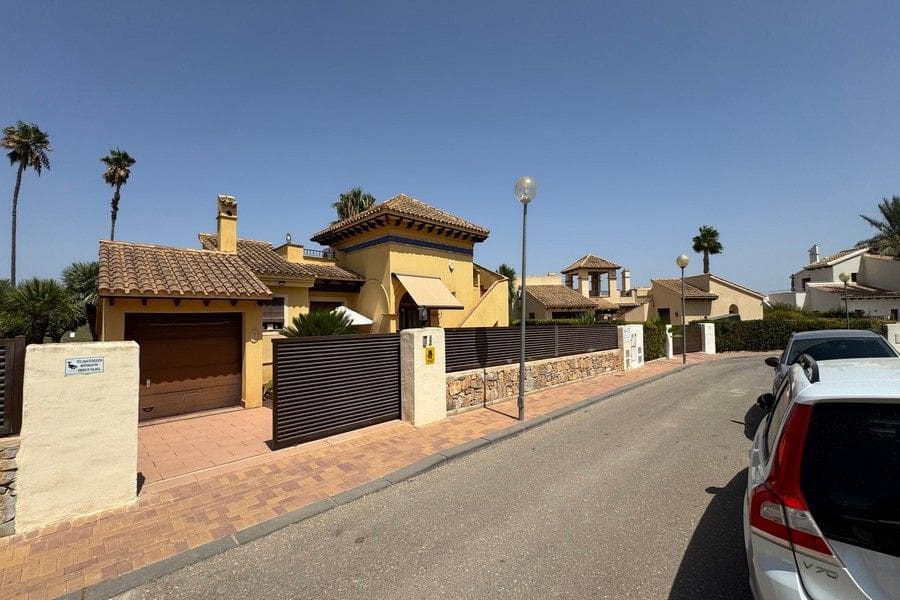3 bedroom Villa for sale in Hacienda del Alamo with pool garage - € 414,000 (Ref: 10023280)