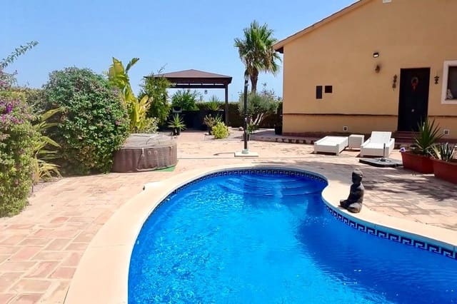 3 bedroom Villa for sale in Hacienda del Alamo, Fuente Alamo de Murcia with pool garage - € 414,000 (Ref: 10023280)