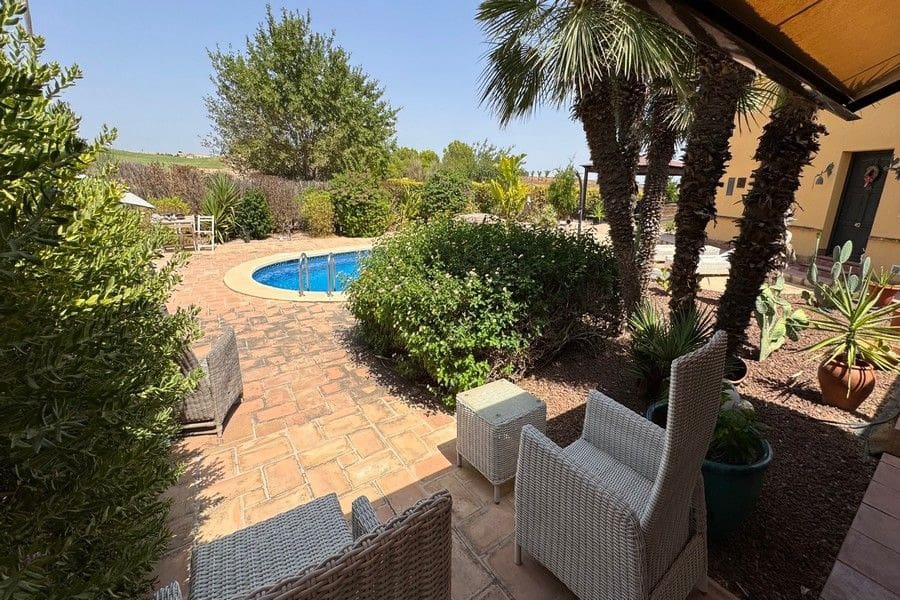 3 bedroom Villa for sale in Hacienda del Alamo with pool garage - € 414,000 (Ref: 10023280)