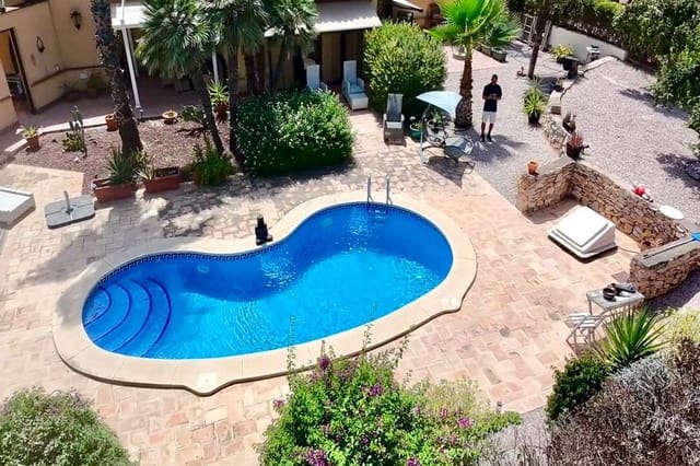 3 bedroom Villa for sale in Hacienda del Alamo, Fuente Alamo de Murcia with pool garage - € 414,000 (Ref: 10023280)