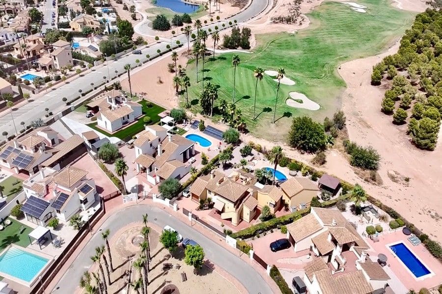 3 bedroom Villa for sale in Hacienda del Alamo with pool garage - € 414,000 (Ref: 10023280)