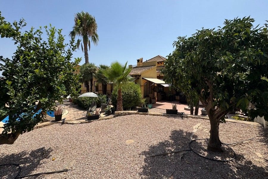 3 bedroom Villa for sale in Hacienda del Alamo with pool garage - € 414,000 (Ref: 10023280)