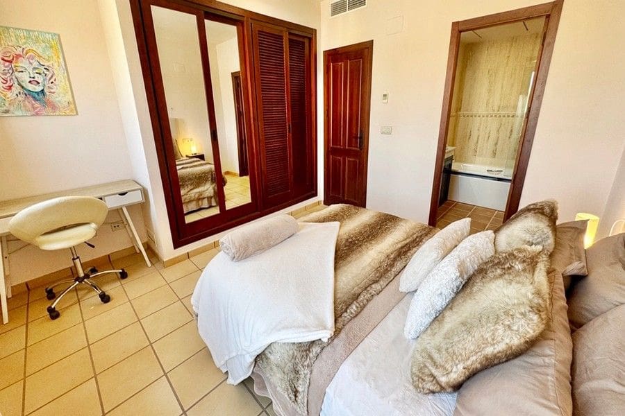 3 sovrum Lägenhet till salu i Hacienda del Alamo med pool garage - 189 950 € (Ref: 10024595)