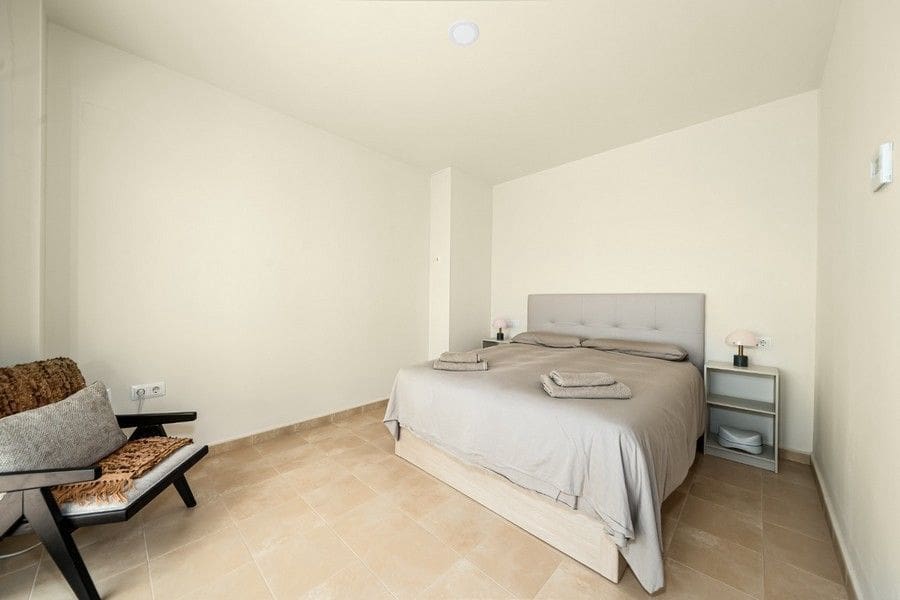 3 soverom Leilighet til salgs i Hacienda del Alamo med svømmebasseng garasje - € 214 999 (Ref: 10042216)