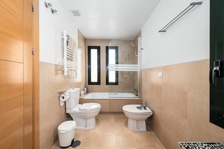 3 soverom Leilighet til salgs i Hacienda del Alamo med svømmebasseng garasje - € 214 999 (Ref: 10042216)