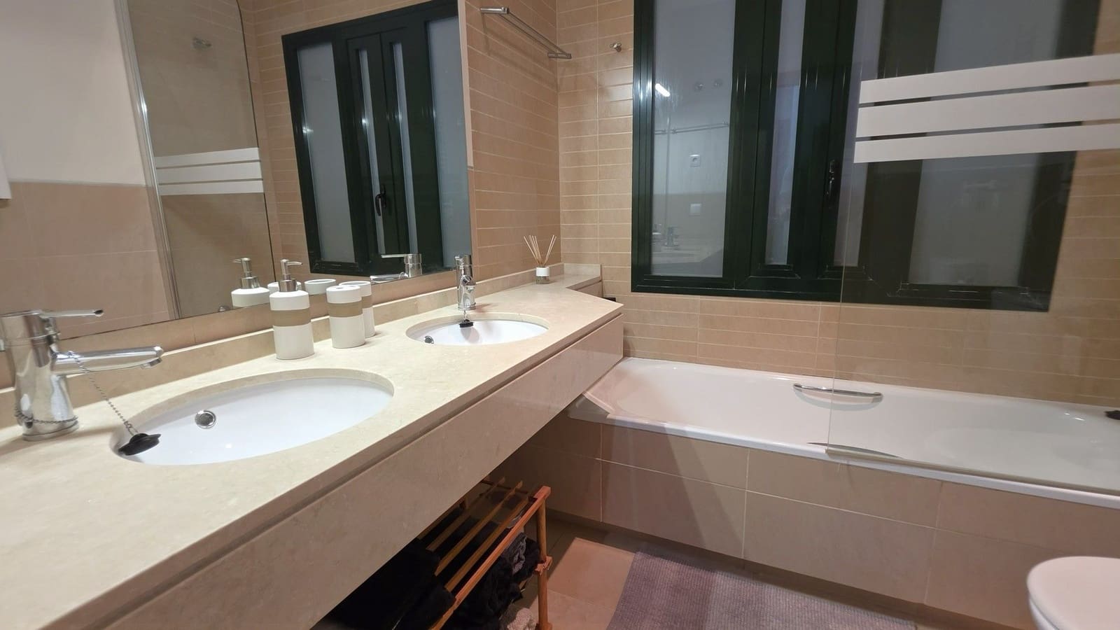 2 sypialnia Apartament na sprzedaż w Hacienda del Alamo z basenem garażem - 185 000 € (Ref: 10076826)