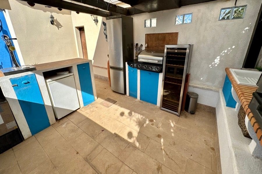 3 bedroom Villa for sale in Fuente Alamo de Murcia with pool garage - € 499,950 (Ref: 10113552)