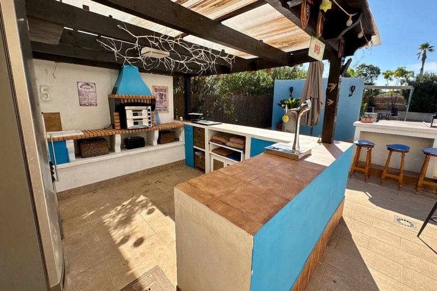 3 bedroom Villa for sale in Fuente Alamo de Murcia with pool garage - € 499,950 (Ref: 10113552)