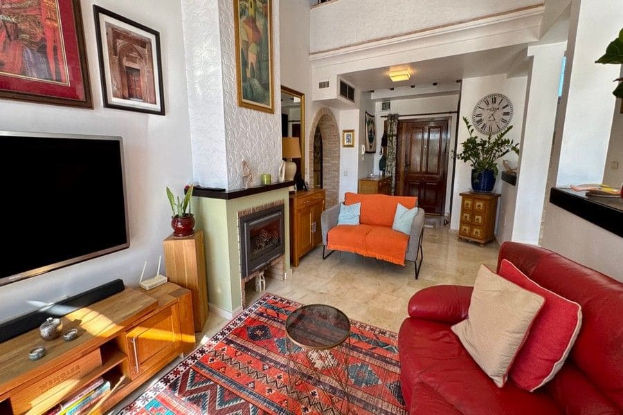 3 bedroom Villa for sale in Fuente Alamo de Murcia with pool garage - € 499,950 (Ref: 10113552)