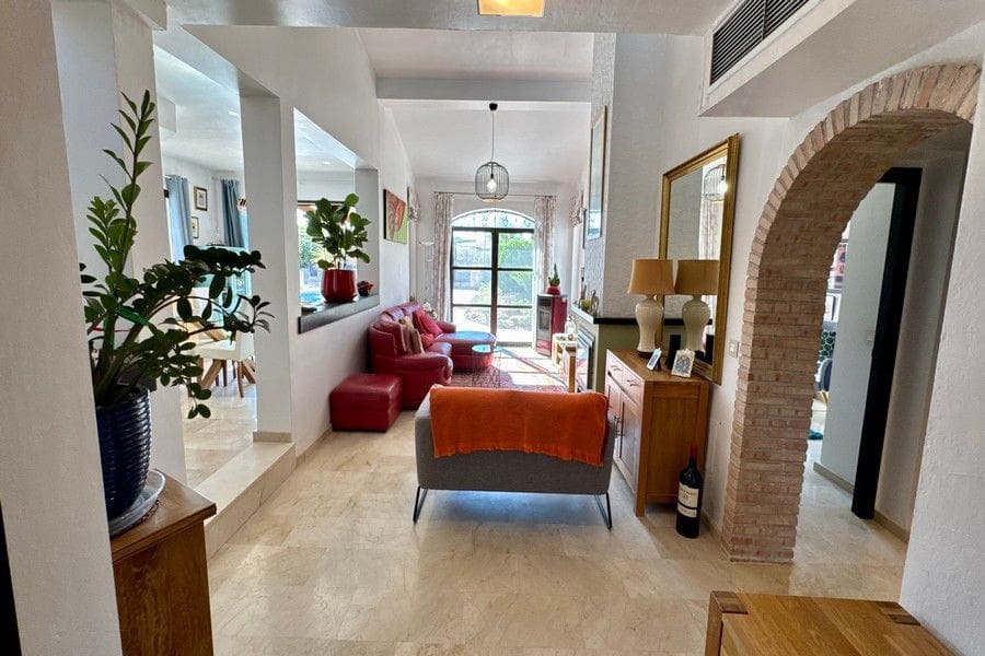 3 bedroom Villa for sale in Fuente Alamo de Murcia with pool garage - € 499,950 (Ref: 10113552)