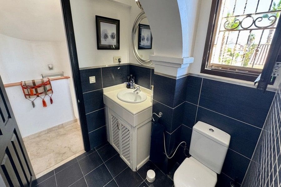 3 bedroom Villa for sale in Fuente Alamo de Murcia with pool garage - € 499,950 (Ref: 10113552)