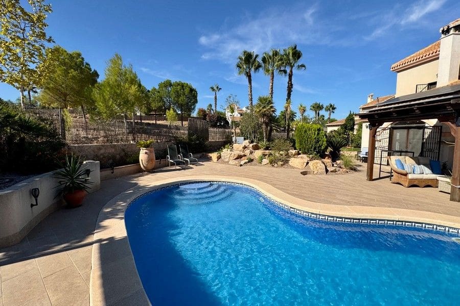 3 bedroom Villa for sale in Fuente Alamo de Murcia with pool garage - € 499,950 (Ref: 10113552)