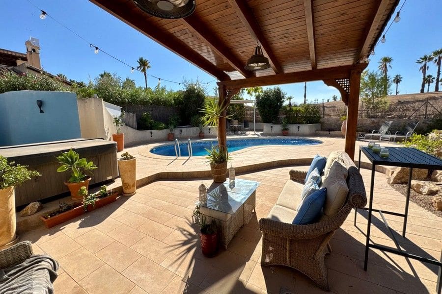 3 bedroom Villa for sale in Fuente Alamo de Murcia with pool garage - € 499,950 (Ref: 10113552)