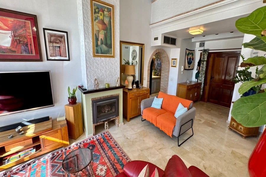 3 bedroom Villa for sale in Fuente Alamo de Murcia with pool garage - € 499,950 (Ref: 10113552)