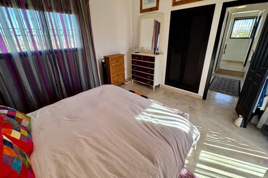 3 bedroom Villa for sale in Fuente Alamo de Murcia with pool garage - € 499,950 (Ref: 10113552)