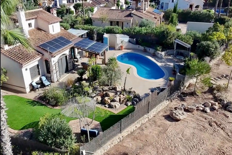 3 bedroom Villa for sale in Fuente Alamo de Murcia with pool garage - € 499,950 (Ref: 10113552)