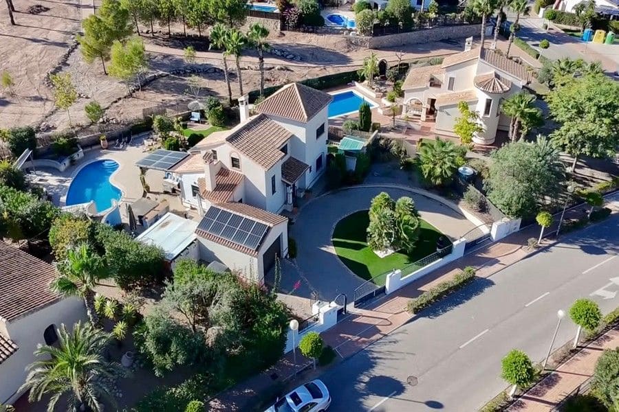 3 bedroom Villa for sale in Fuente Alamo de Murcia with pool garage - € 499,950 (Ref: 10113552)