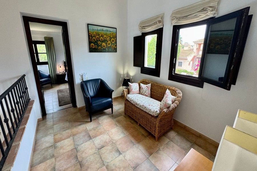 3 bedroom Villa for sale in Fuente Alamo de Murcia with pool garage - € 455,000 (Ref: 10120546)