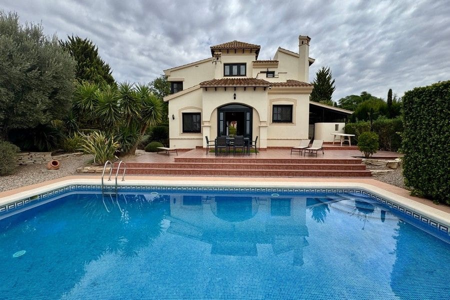3 bedroom Villa for sale in Fuente Alamo de Murcia with pool garage - € 455,000 (Ref: 10120546)