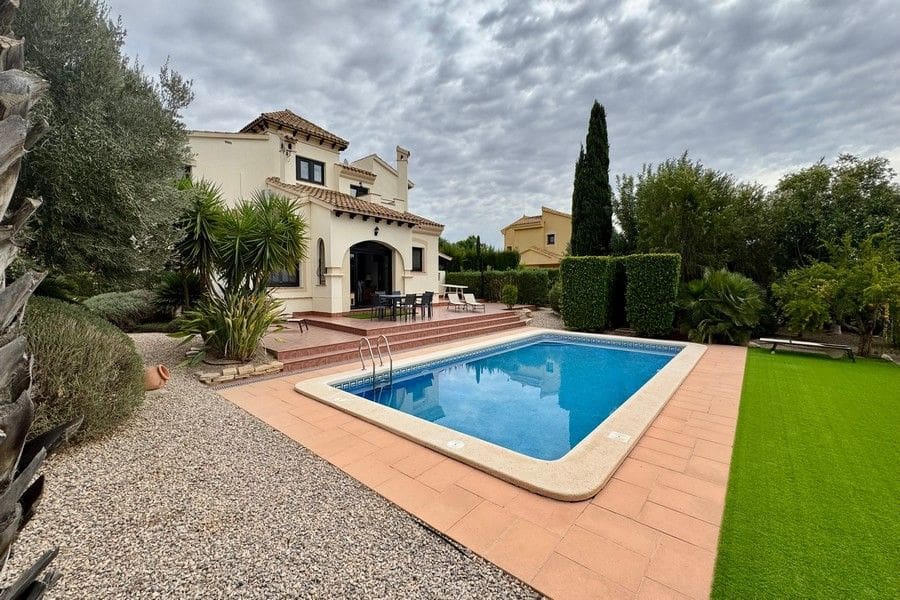 3 bedroom Villa for sale in Fuente Alamo de Murcia with pool garage - € 455,000 (Ref: 10120546)