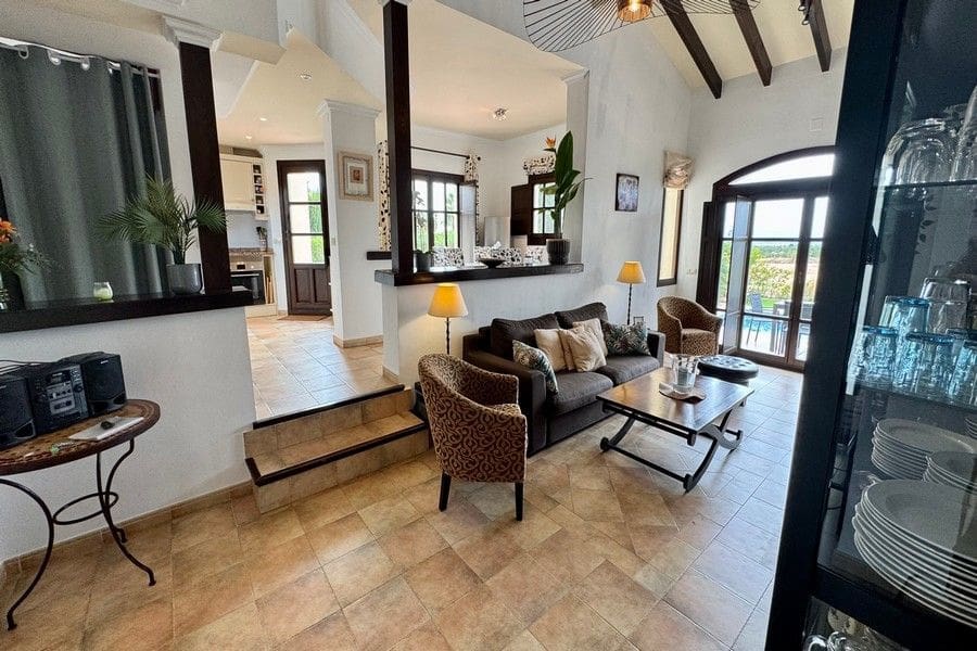 3 bedroom Villa for sale in Fuente Alamo de Murcia with pool garage - € 455,000 (Ref: 10120546)