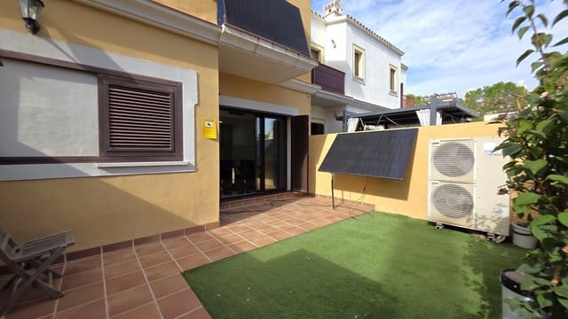 3 quarto Casa em Banda para venda em Fuente Alamo de Murcia com piscina garagem - 190 000 € (Ref: 10130966)