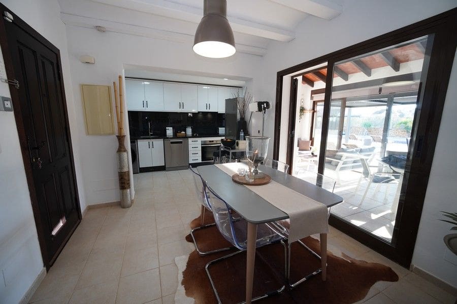 3 sovrum Villa till salu i Hacienda del Alamo med pool garage - 419 900 € (Ref: 10165827)