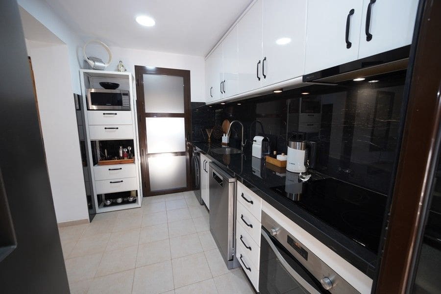 3 sovrum Villa till salu i Hacienda del Alamo med pool garage - 419 900 € (Ref: 10165827)
