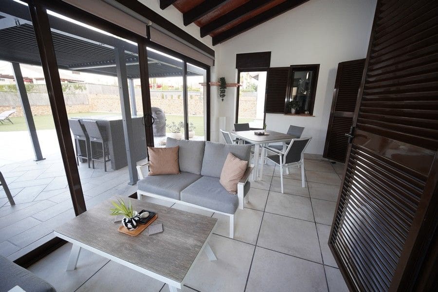 3 sovrum Villa till salu i Hacienda del Alamo med pool garage - 419 900 € (Ref: 10165827)