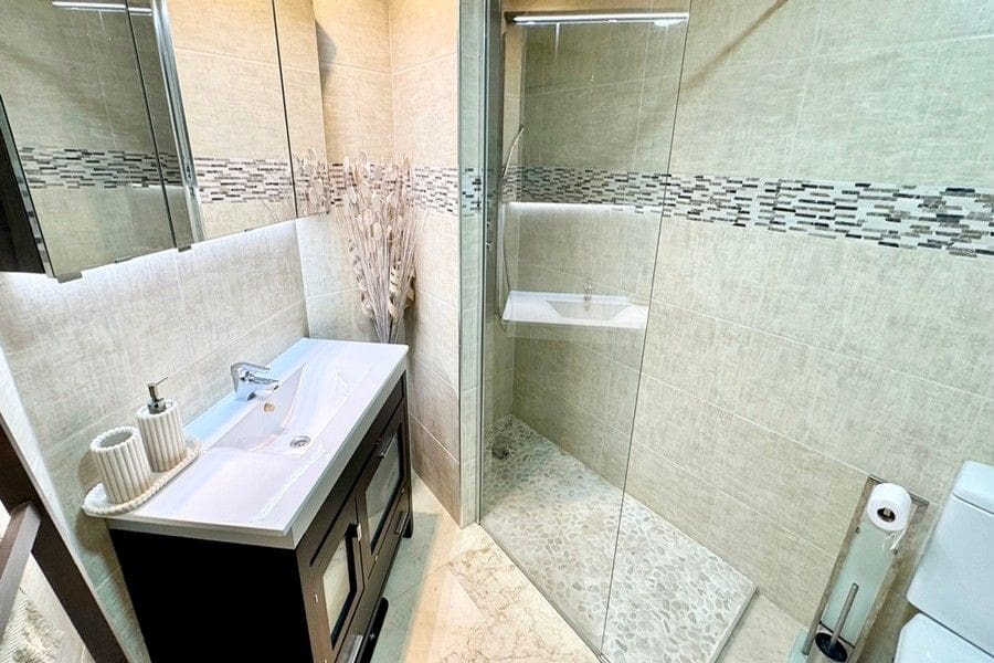 3 sovrum Semi-fristående Villa till salu i Hacienda del Alamo med pool garage - 344 950 € (Ref: 10175630)