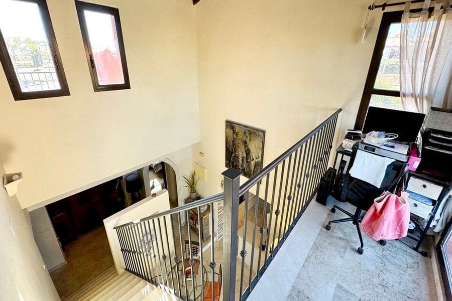3 sovrum Semi-fristående Villa till salu i Hacienda del Alamo med pool garage - 344 950 € (Ref: 10175630)