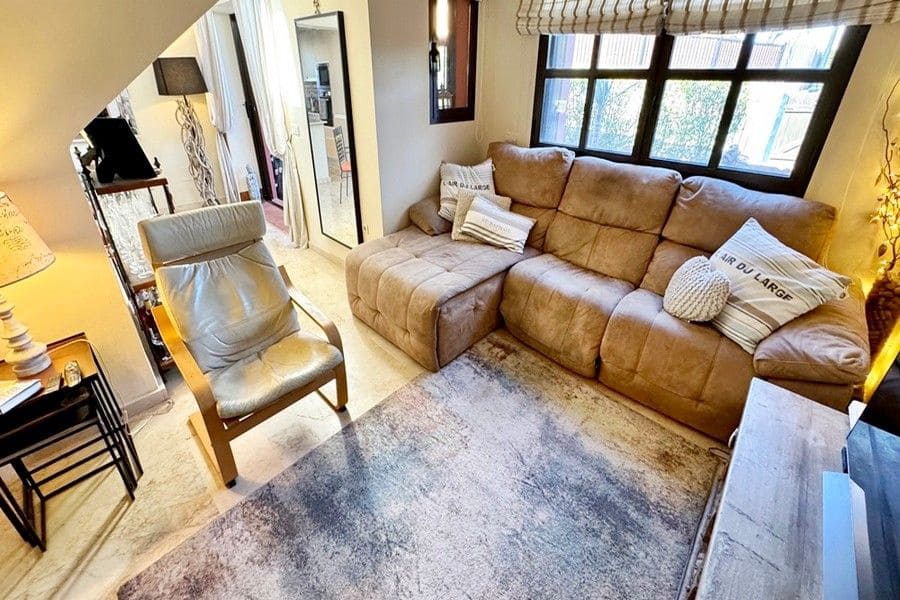 3 sovrum Semi-fristående Villa till salu i Hacienda del Alamo med pool garage - 344 950 € (Ref: 10175630)